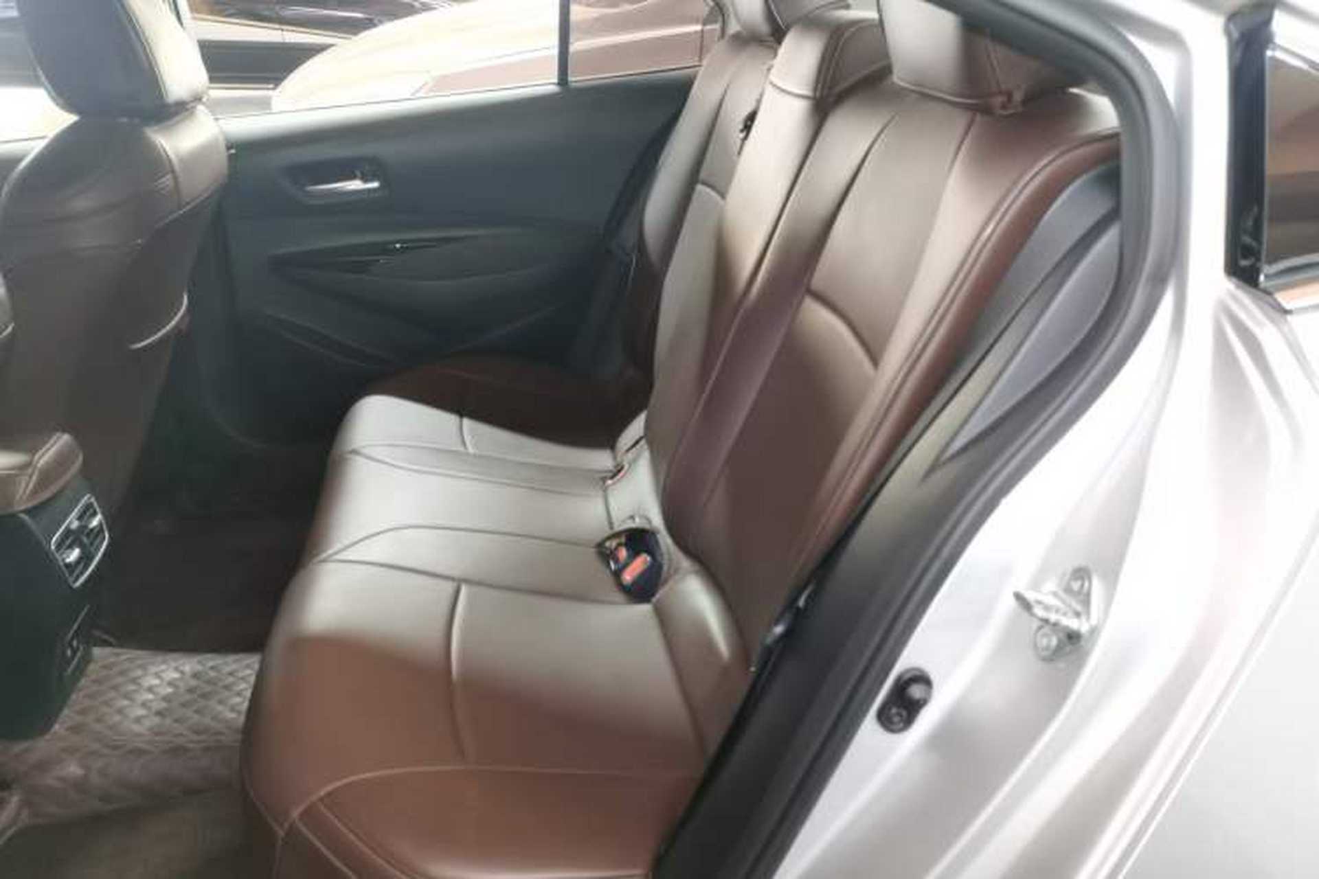Used Toyota Allion 2021 2.0L Ambition Edition Interior 4