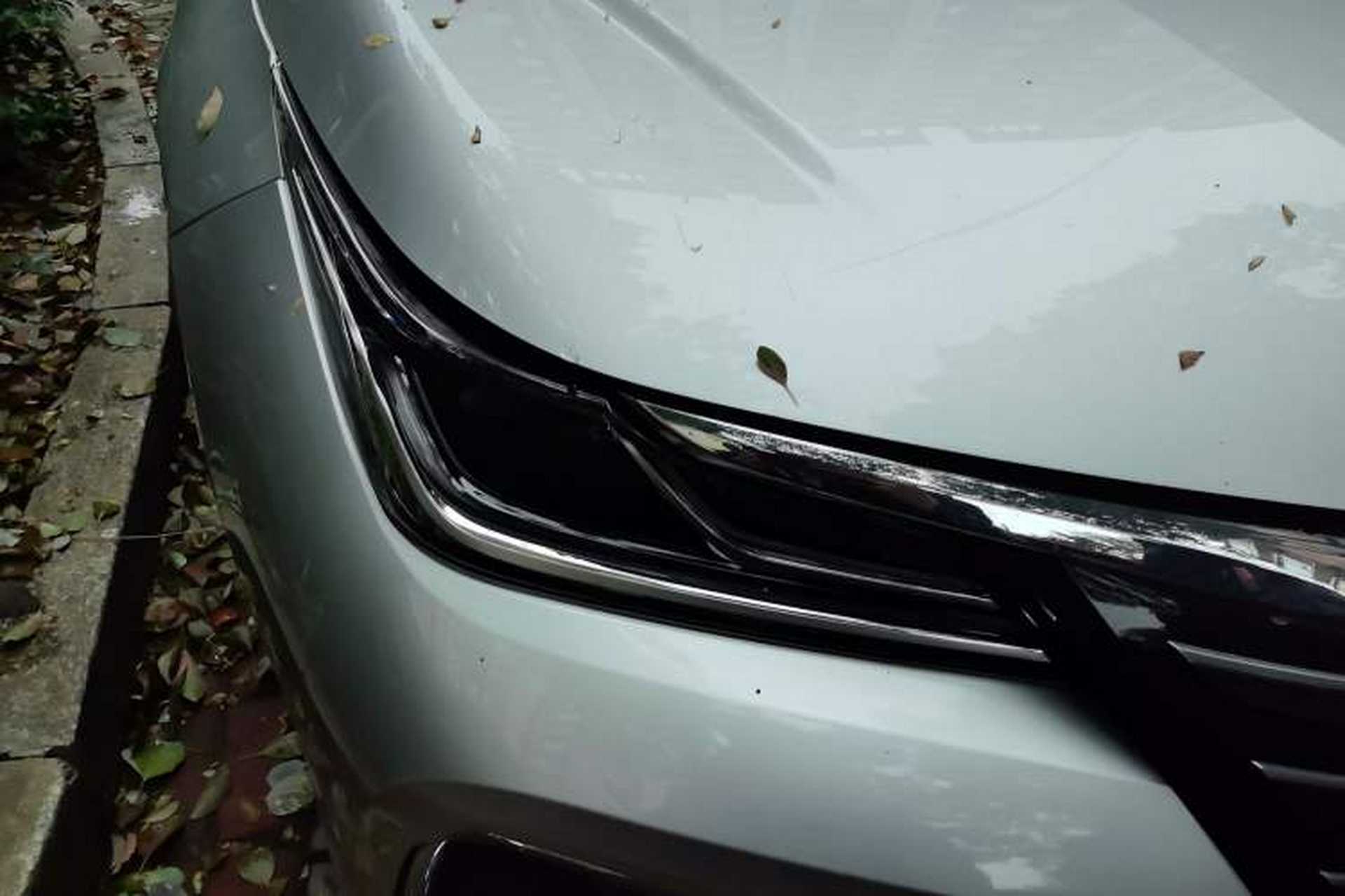 Used Toyota Allion 2021 2.0L Luxury Edition Right Front Headlight