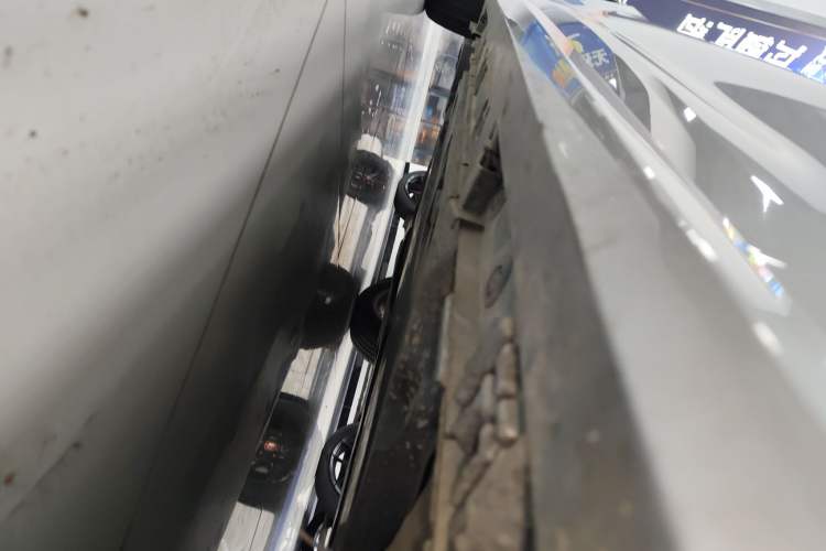 Used Toyota Allion 2021 2.0L Luxury Edition Right Side Sill