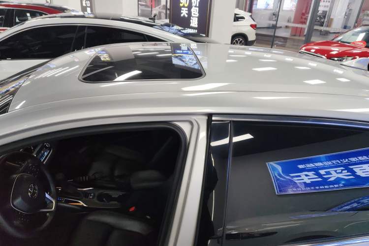 Used Toyota Allion 2021 2.0L Luxury Edition Roof