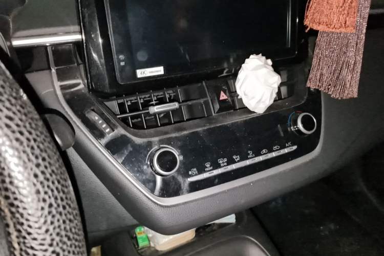 Used Toyota Allion 2021 2.0L Luxury Edition Audio And AC Panel