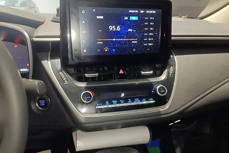 Used Toyota Allion 2021 2.0L Flagship Edition Audio And AC Panel