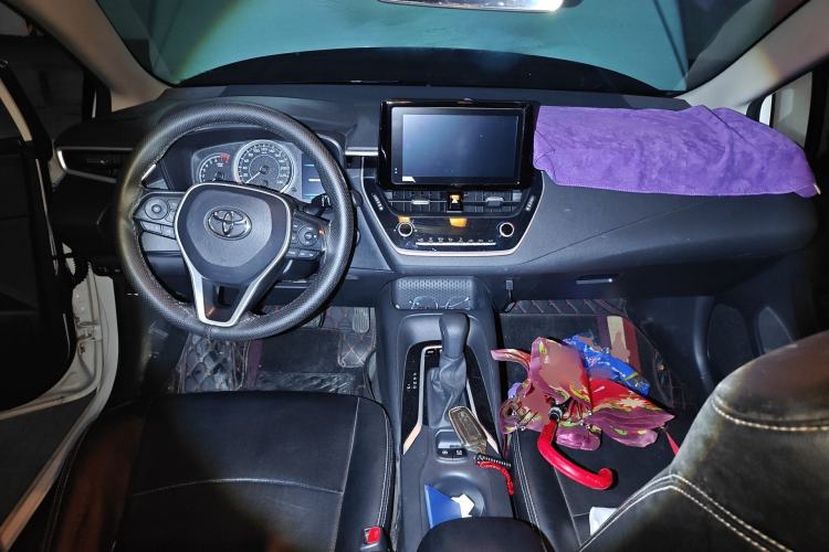 Used Toyota Allion 2021 2.0L Luxury Edition Center Console