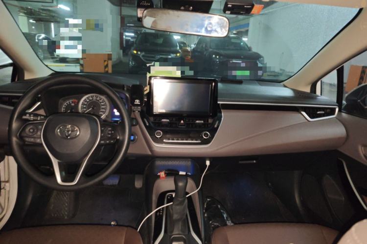Used Toyota Allion 2021 2.0L Deluxe Edition Center Console