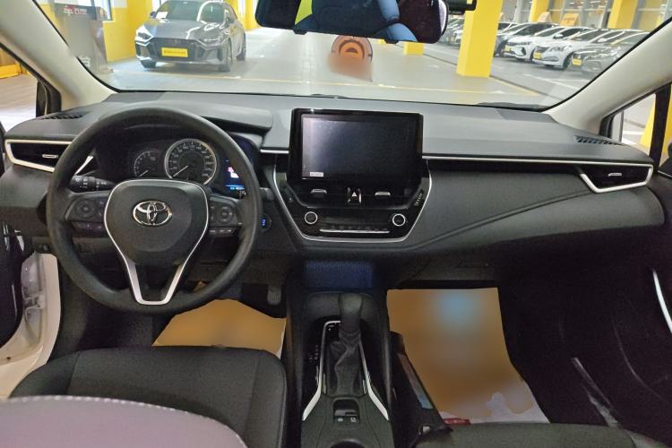 Used Toyota Allion 2021 2.0L Deluxe Edition Center Console