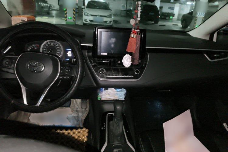 Used Toyota Allion 2021 2.0L Luxury Edition Center Console