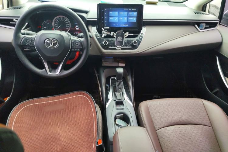 Used Toyota Allion 2021 2.0L Deluxe Edition Center Console