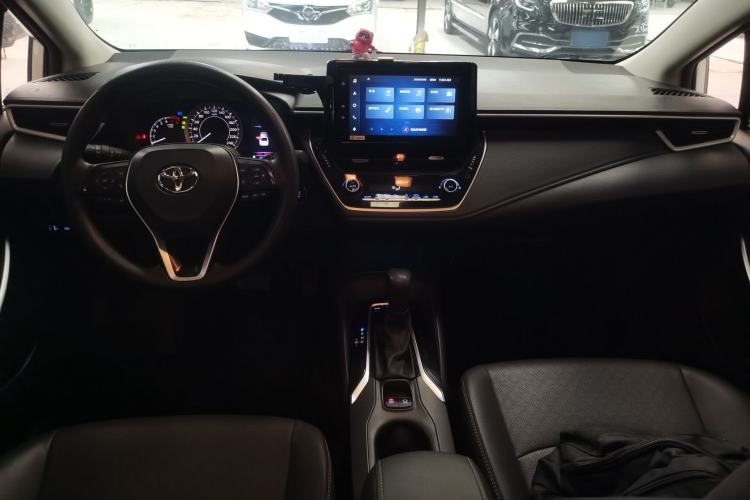 Used Toyota Allion 2021 2.0L Deluxe Edition Center Console