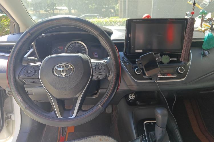 Used Toyota Allion 2021 2.0L Deluxe Edition Center Console