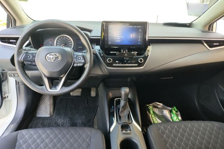 Used Toyota Allion 2021 2.0L Luxury Edition Center Console