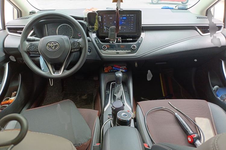 Used Toyota Allion 2021 2.0L Deluxe Edition Center Console