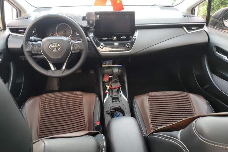 Used Toyota Allion 2021 2.0L Luxury Edition Center Console
