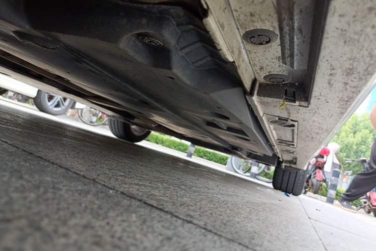 Used Toyota Allion 2021 2.0L Deluxe Edition Chassis Front Left
