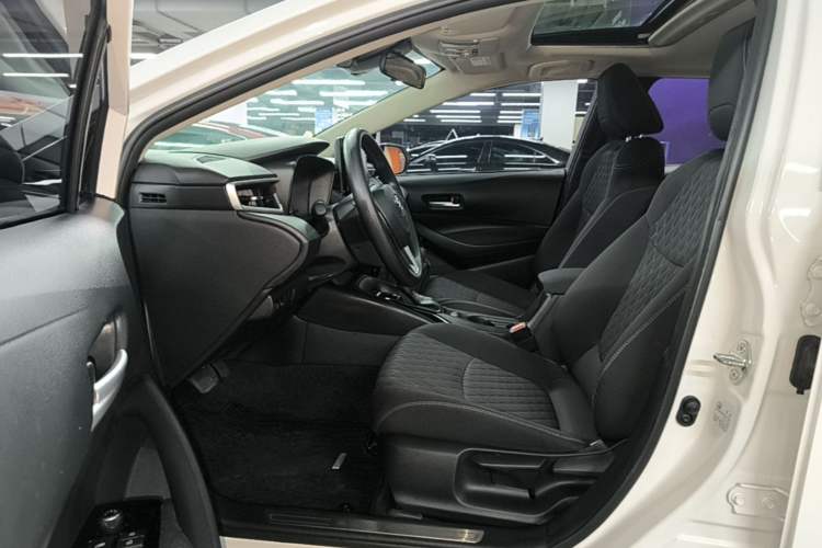 Used Toyota Allion 2021 2.0L Luxury Edition Driver Seat