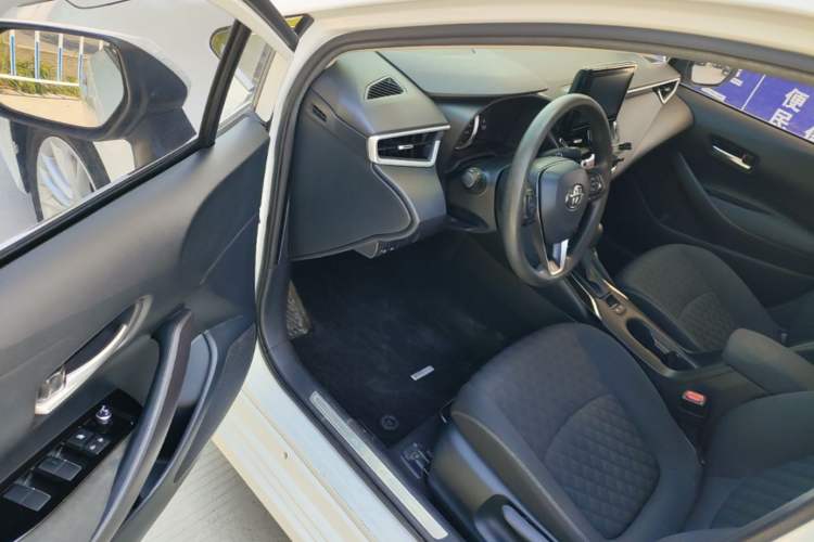 Used Toyota Allion 2021 2.0L Luxury Edition Driver Seat