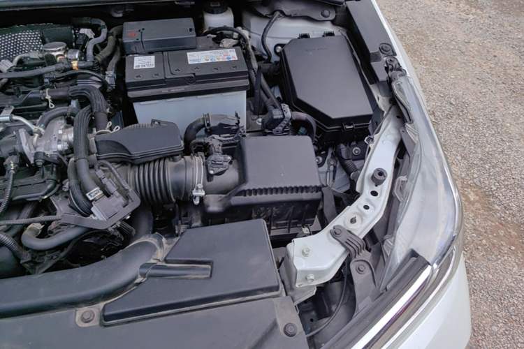 Used Toyota Allion 2021 2.0L Luxury Edition Engine Bay Left