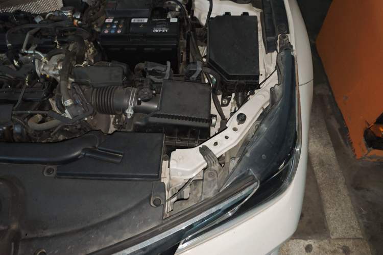 Used Toyota Allion 2021 2.0L Deluxe Edition Engine Bay Left