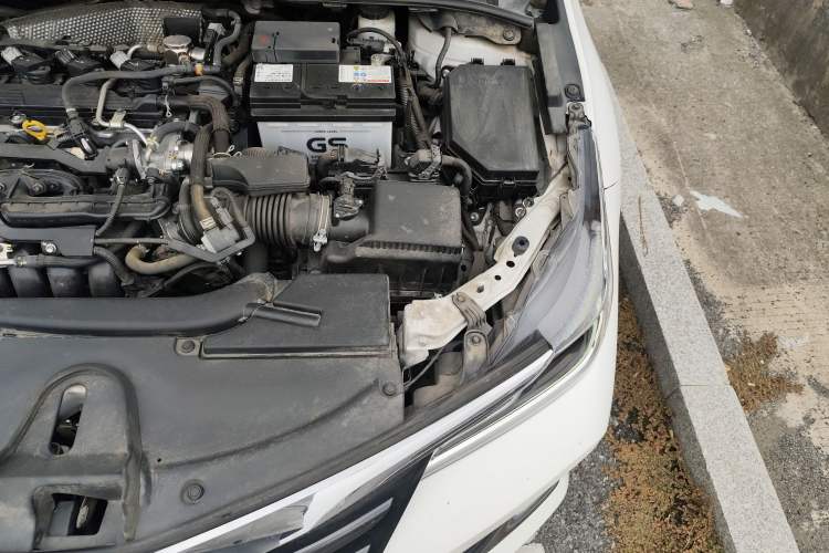 Used Toyota Allion 2021 2.0L Deluxe Edition Engine Bay Left