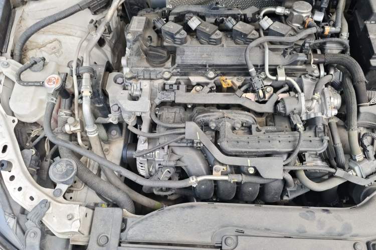 Used Toyota Allion 2021 2.0L Deluxe Edition Engine Bay Right