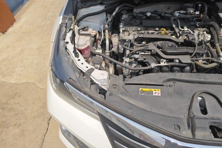 Used Toyota Allion 2021 2.0L Deluxe Edition Engine Bay Right