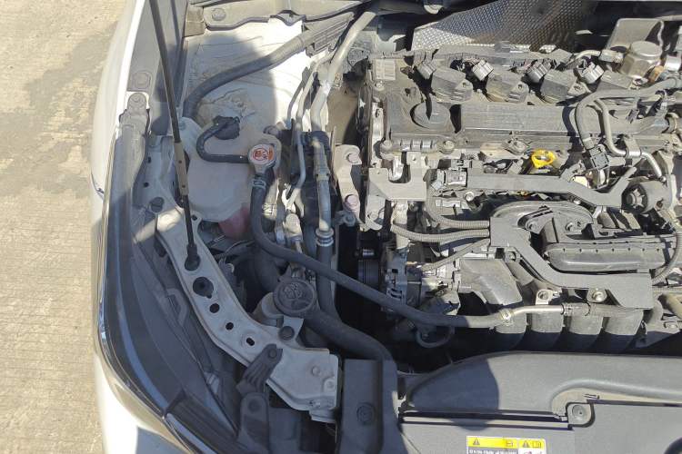 Used Toyota Allion 2021 2.0L Deluxe Edition Engine Bay Right