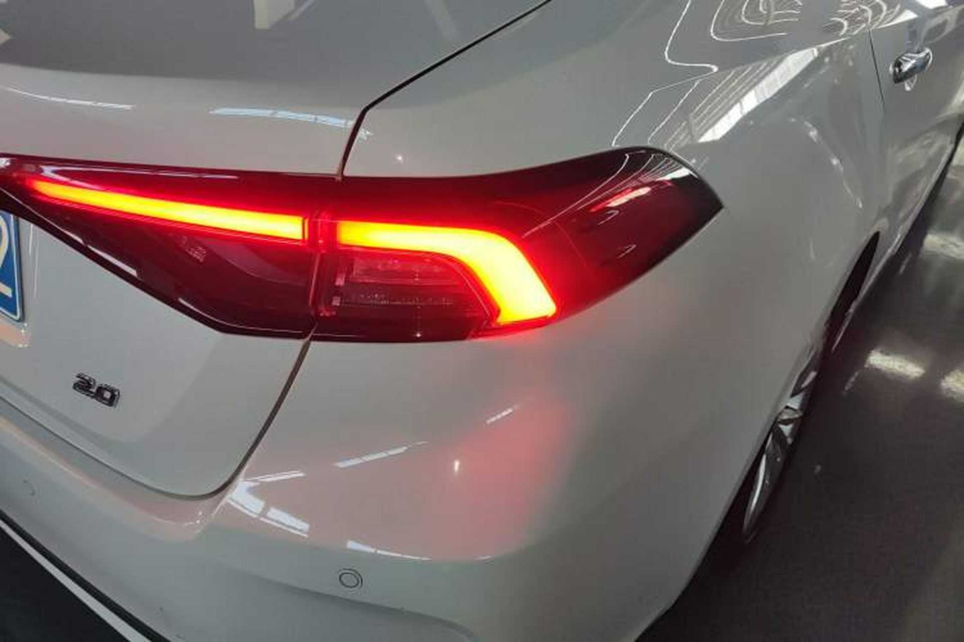 Used Toyota Allion 2021 2.0L Deluxe Edition Exterior 3