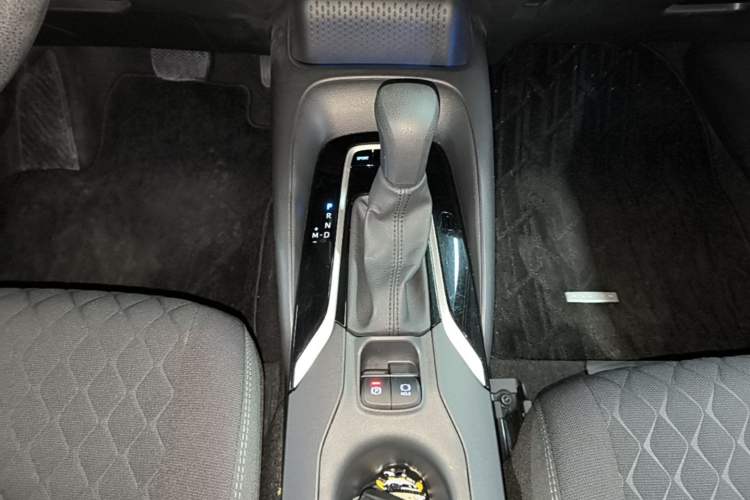 Used Toyota Allion 2021 2.0L Luxury Edition Gear Lever