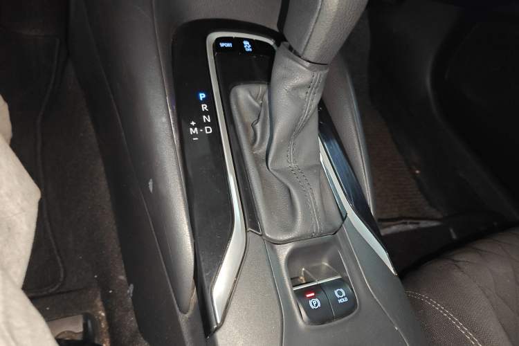 Used Toyota Allion 2021 2.0L Luxury Edition Gear Lever