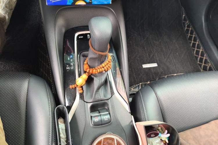 Used Toyota Allion 2021 2.0L Luxury Edition Gear Lever