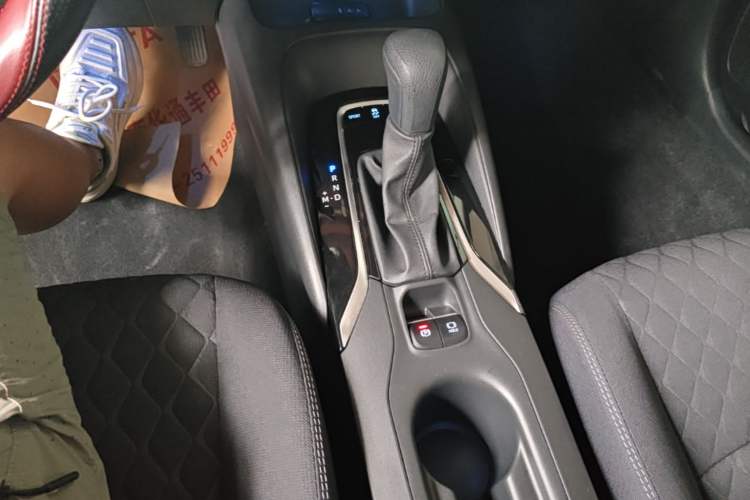 Used Toyota Allion 2021 2.0L Ambition Edition Gear Lever