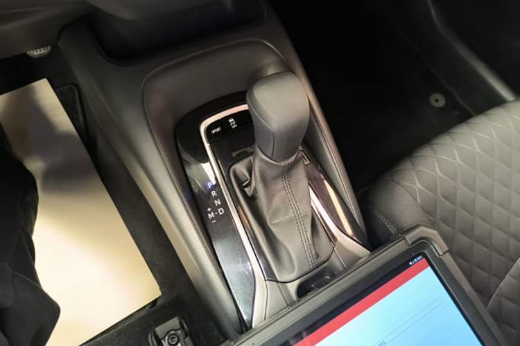 Used Toyota Allion 2021 2.0L Ambition Edition Gear Lever