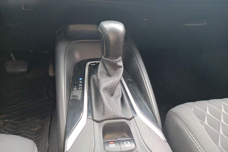 Used Toyota Allion 2021 2.0L Luxury Edition Gear Lever