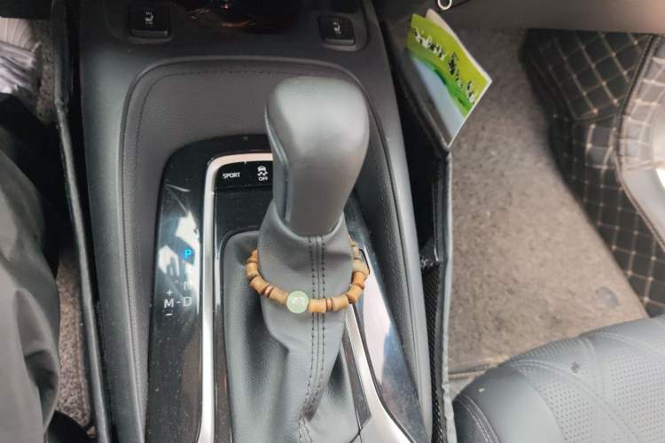 Used Toyota Allion 2021 2.0L Deluxe Edition Gear Lever