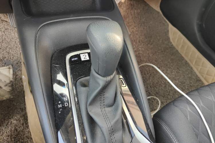 Used Toyota Allion 2021 2.0L Luxury Edition Gear Lever