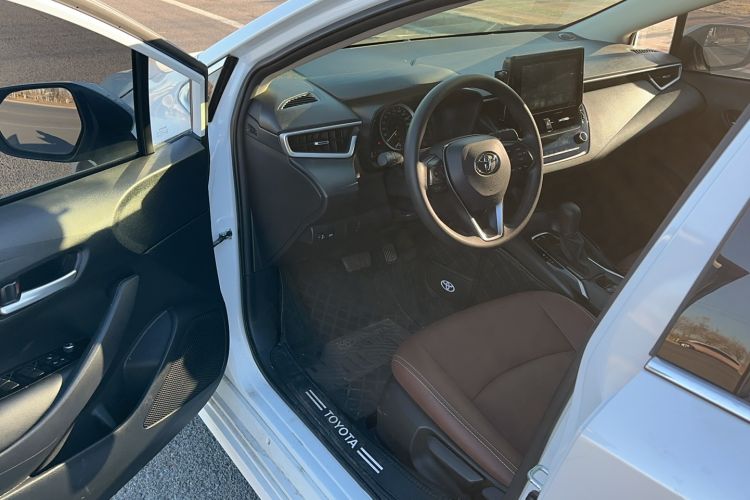 Used Toyota Allion 2021 2.0L Luxury Edition Interior 2