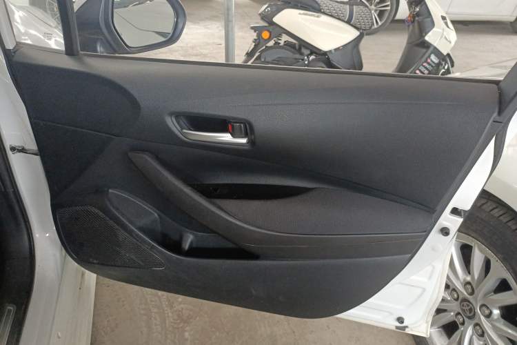 Used Toyota Allion 2021 2.0L Luxury Edition Interior 5