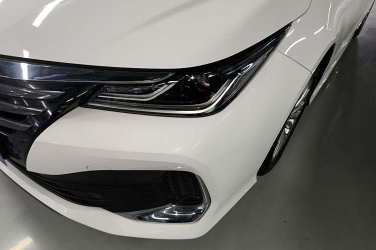 Used Toyota Allion 2021 2.0L Luxury Edition Left Front Headlight