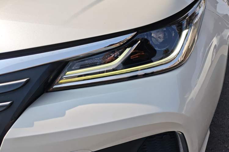Used Toyota Allion 2021 2.0L Luxury Edition Left Front Headlight