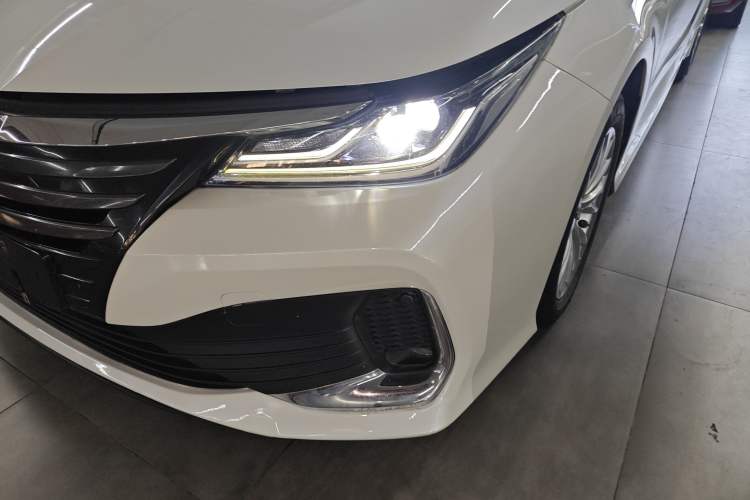 Used Toyota Allion 2021 2.0L Luxury Edition Left Front Headlight