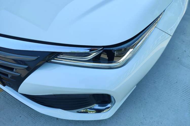 Used Toyota Allion 2021 2.0L Luxury Edition Left Front Headlight