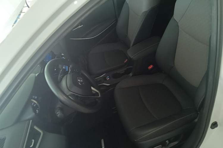 Used Toyota Allion 2021 2.0L Deluxe Edition Left Front Seat
