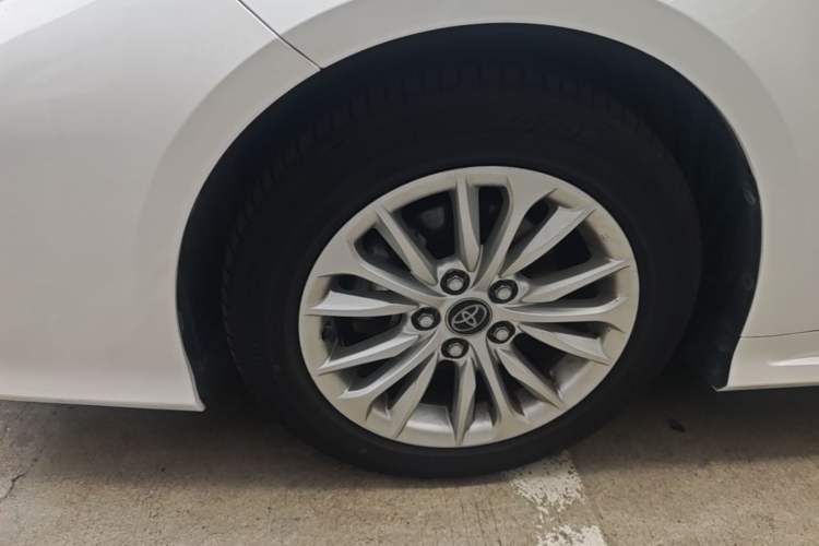Used Toyota Allion 2021 2.0L Ambition Edition Left Front Wheel Hub