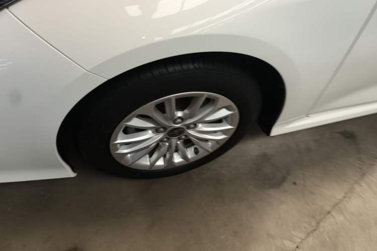 Used Toyota Allion 2021 2.0L Ambition Edition Left Front Wheel Hub