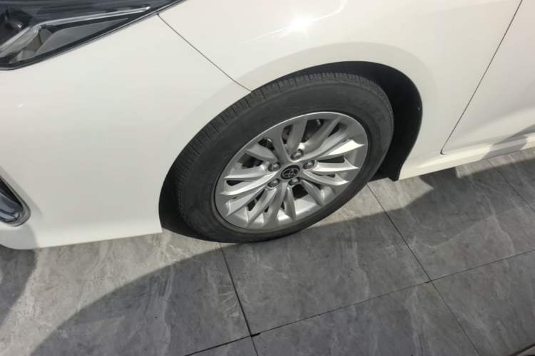 Used Toyota Allion 2021 2.0L Luxury Edition Left Front Wheel Hub
