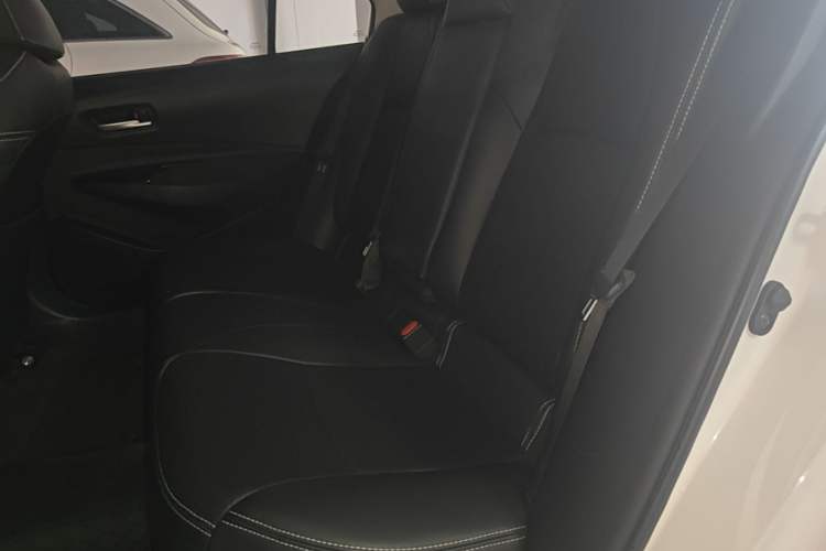 Used Toyota Allion 2021 2.0L Luxury Edition Left Rear Seat