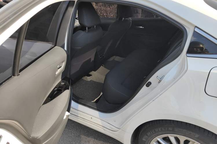 Used Toyota Allion 2021 2.0L Luxury Edition Left Rear Seat