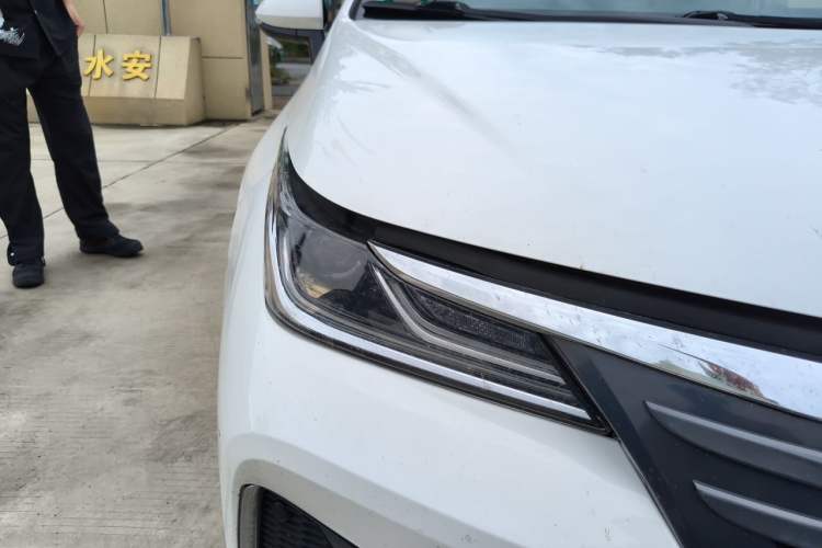 Used Toyota Allion 2021 2.0L Luxury Edition Right Front Headlight