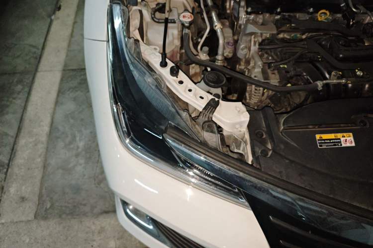 Used Toyota Allion 2021 2.0L Deluxe Edition Right Front Headlight