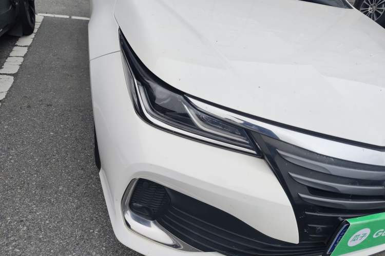 Used Toyota Allion 2021 2.0L Deluxe Edition Right Front Headlight