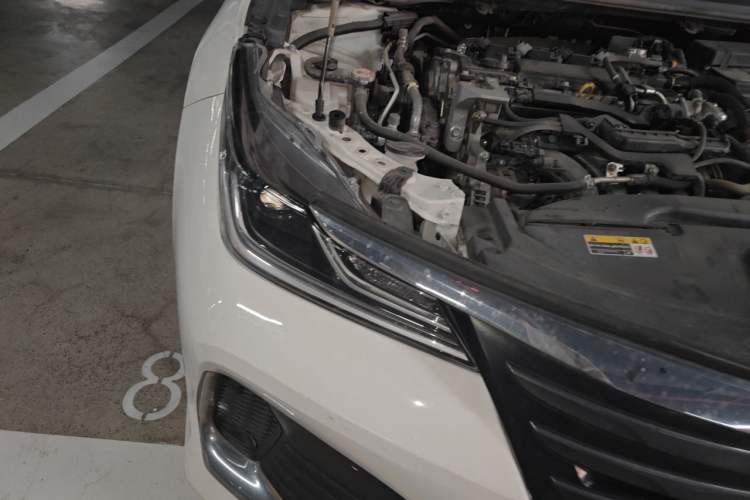 Used Toyota Allion 2021 2.0L Luxury Edition Right Front Headlight